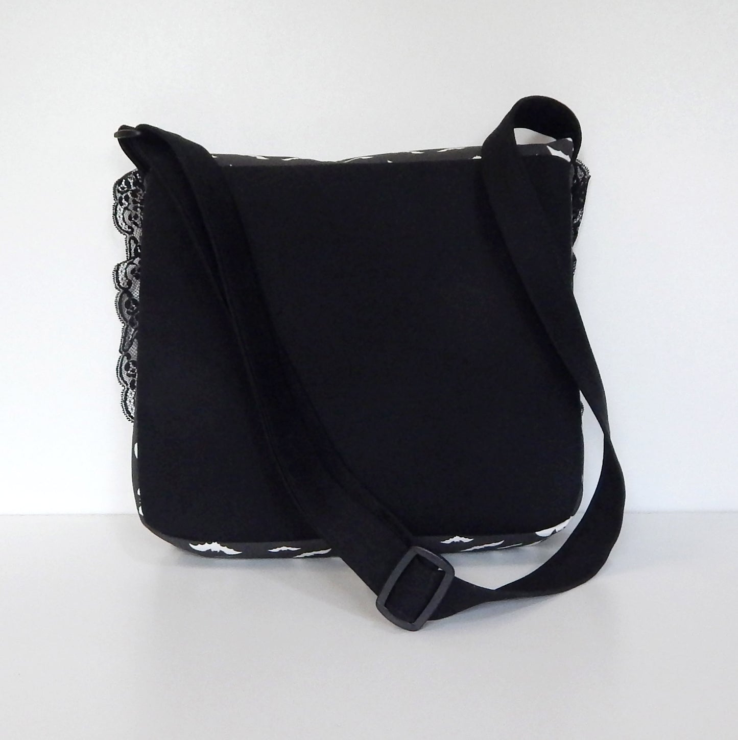 Shadowflight Purse