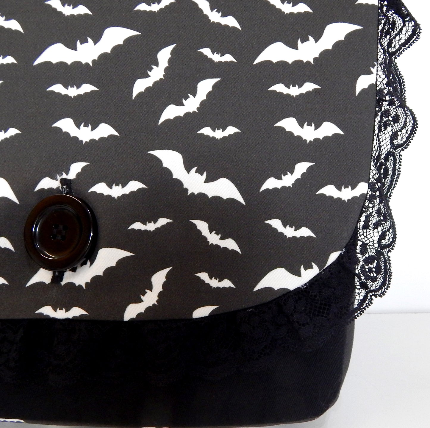 Shadowflight Purse