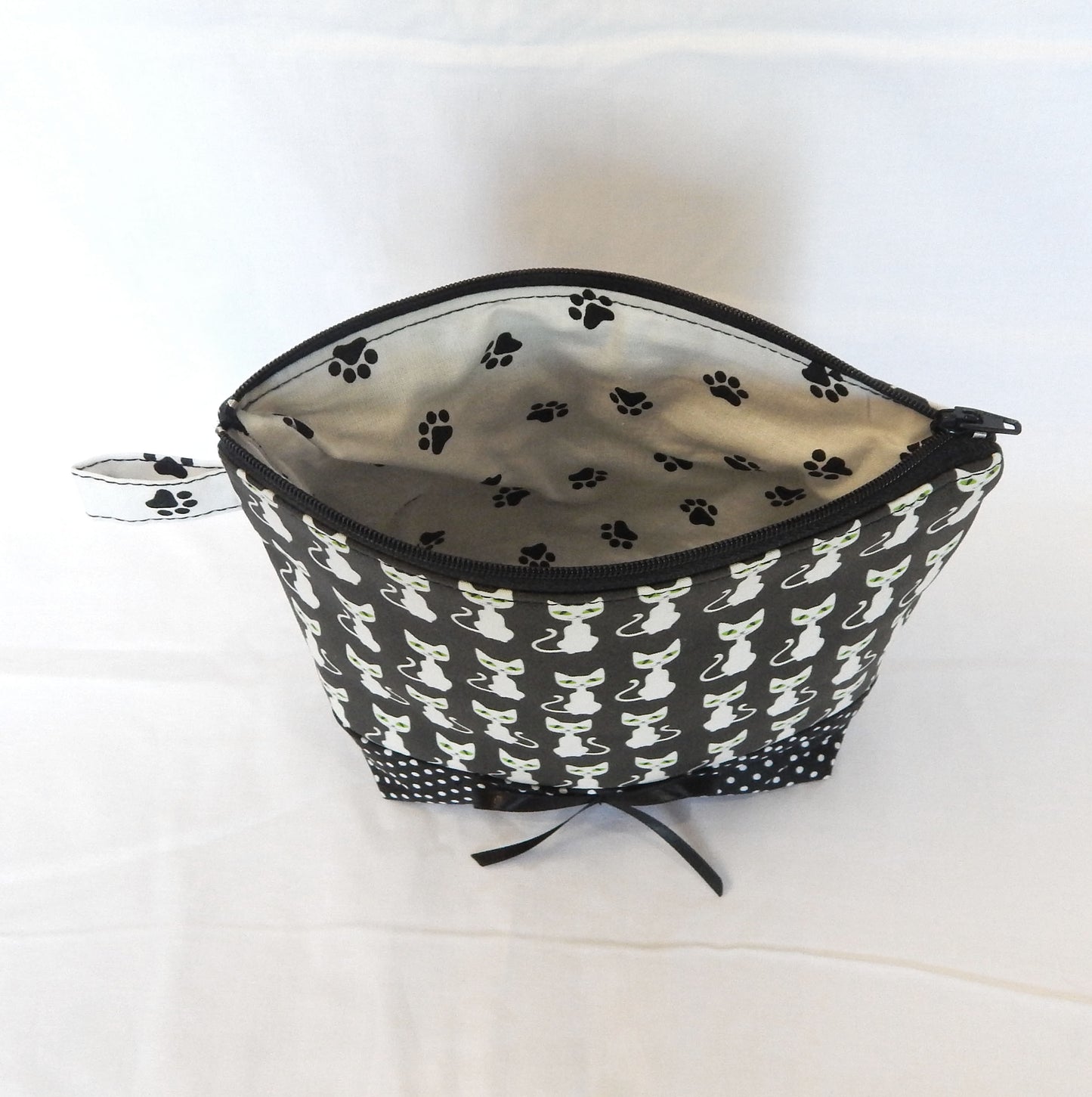 Meowgical Shadows Makeup Bag