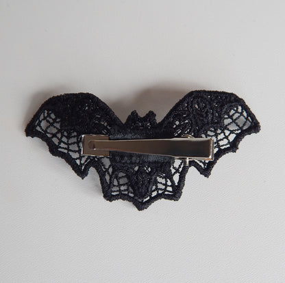 Shadowlace Bat Clip