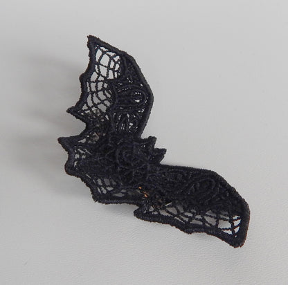 Shadowlace Bat Clip